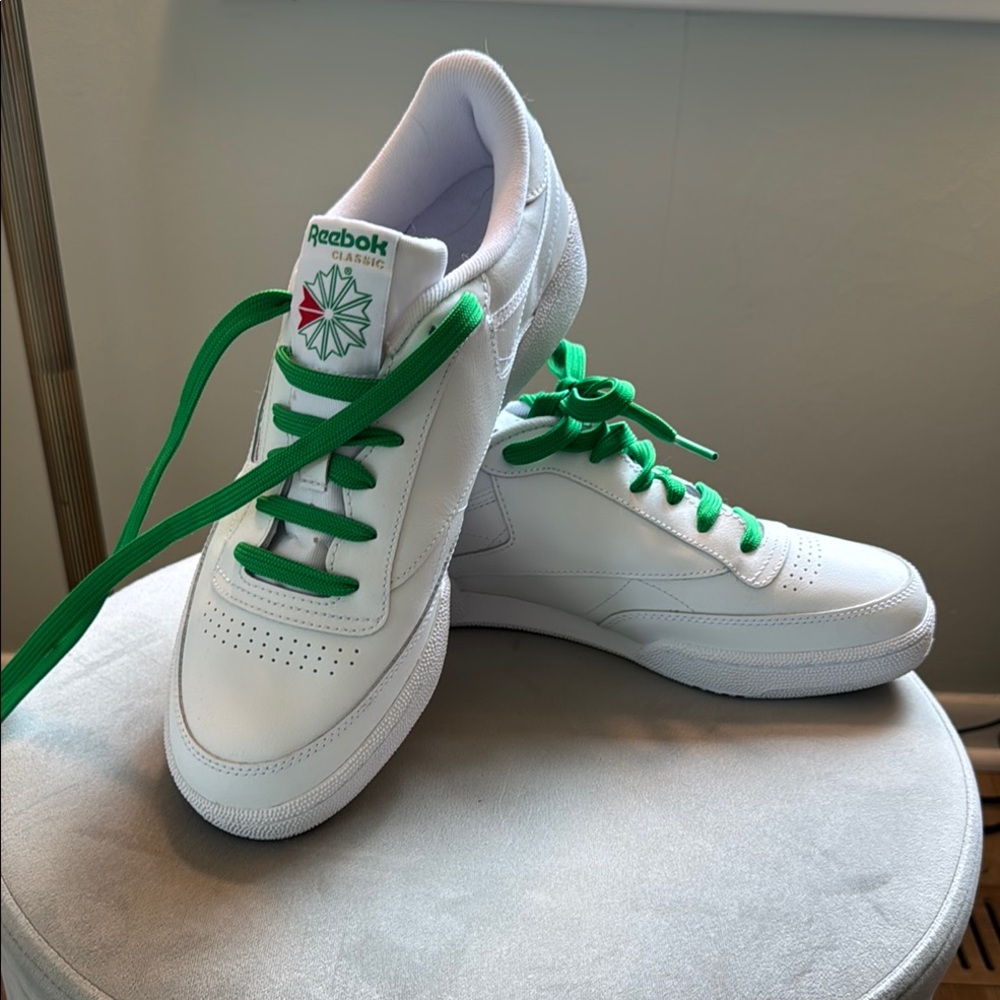 Reebok White & Green Sneakers with Green Laces